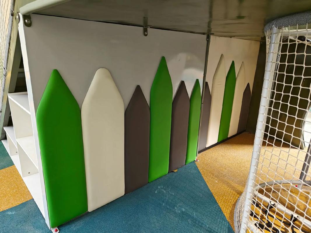 中山遠洋天著架空層小非標康體設施全面竣工，搖馬、蹺蹺板與健身設備完善社區活力空間